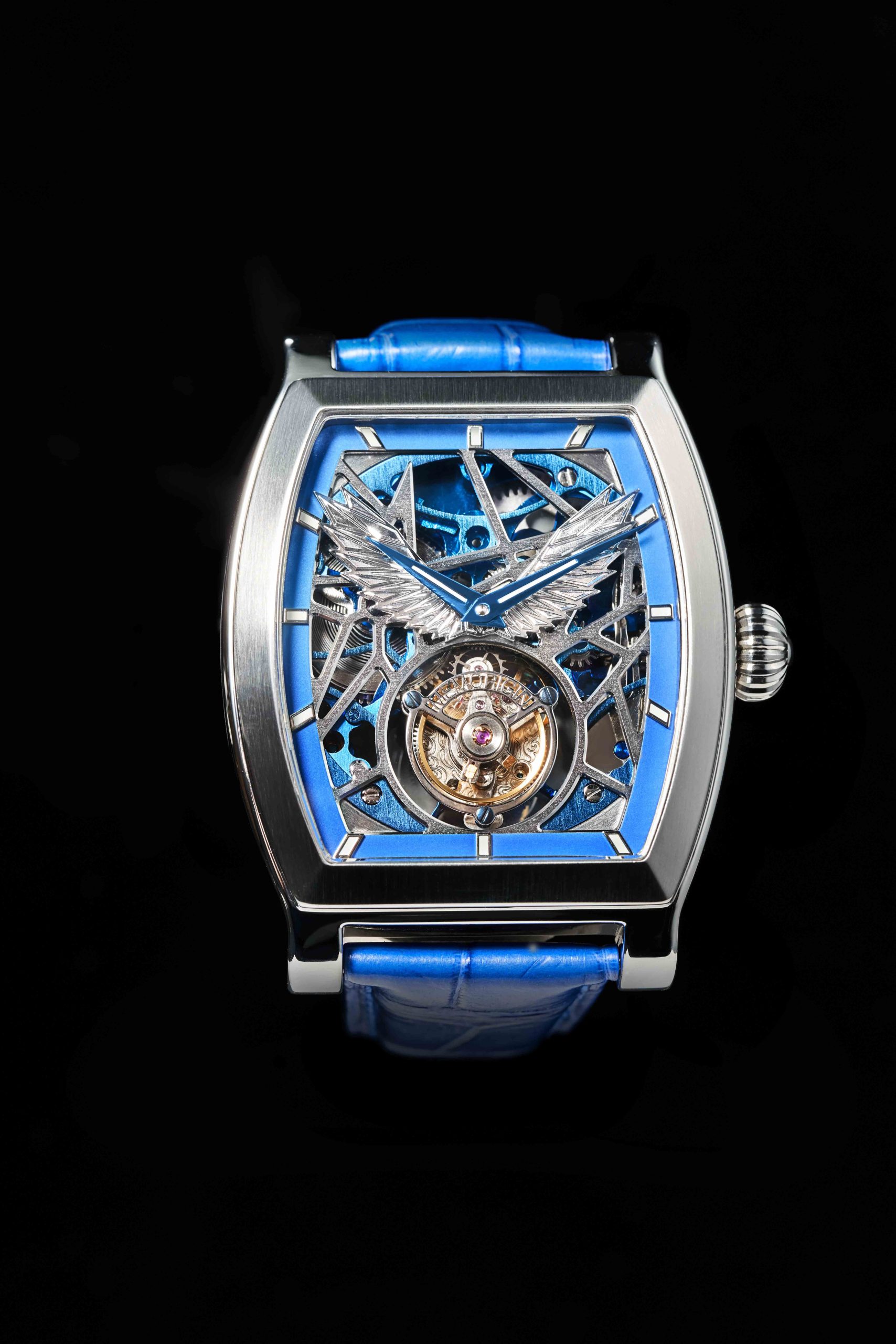 04_Watch 01